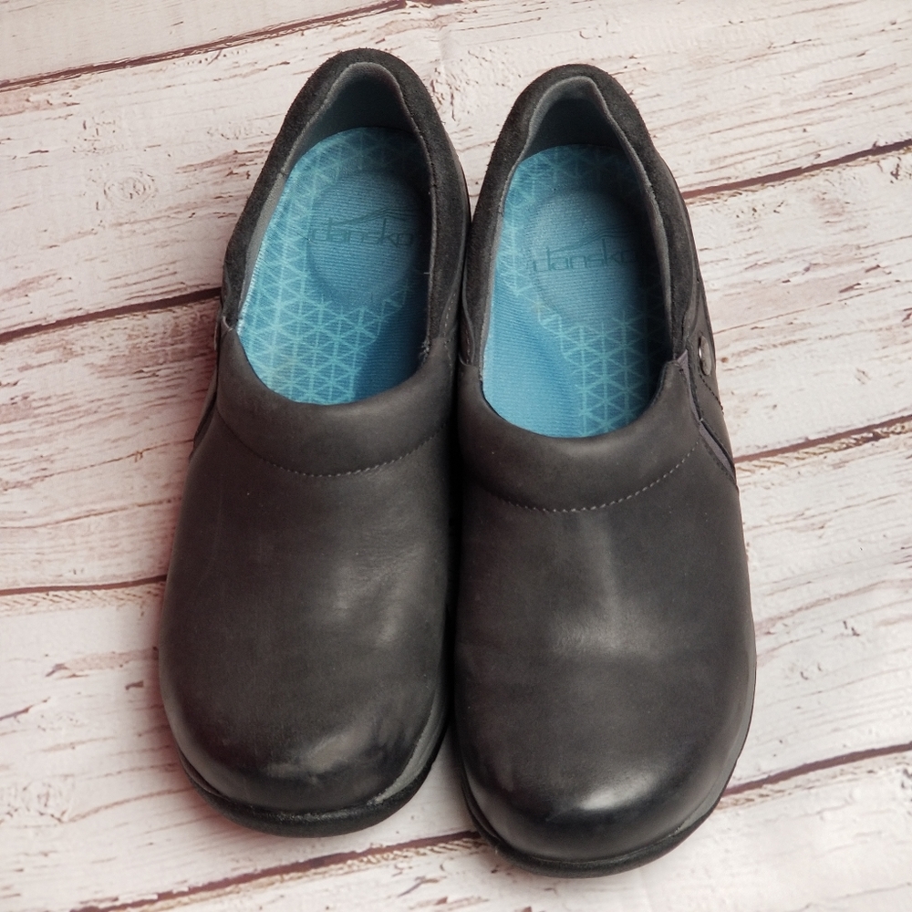 Dansko Vibram Womens Size 36